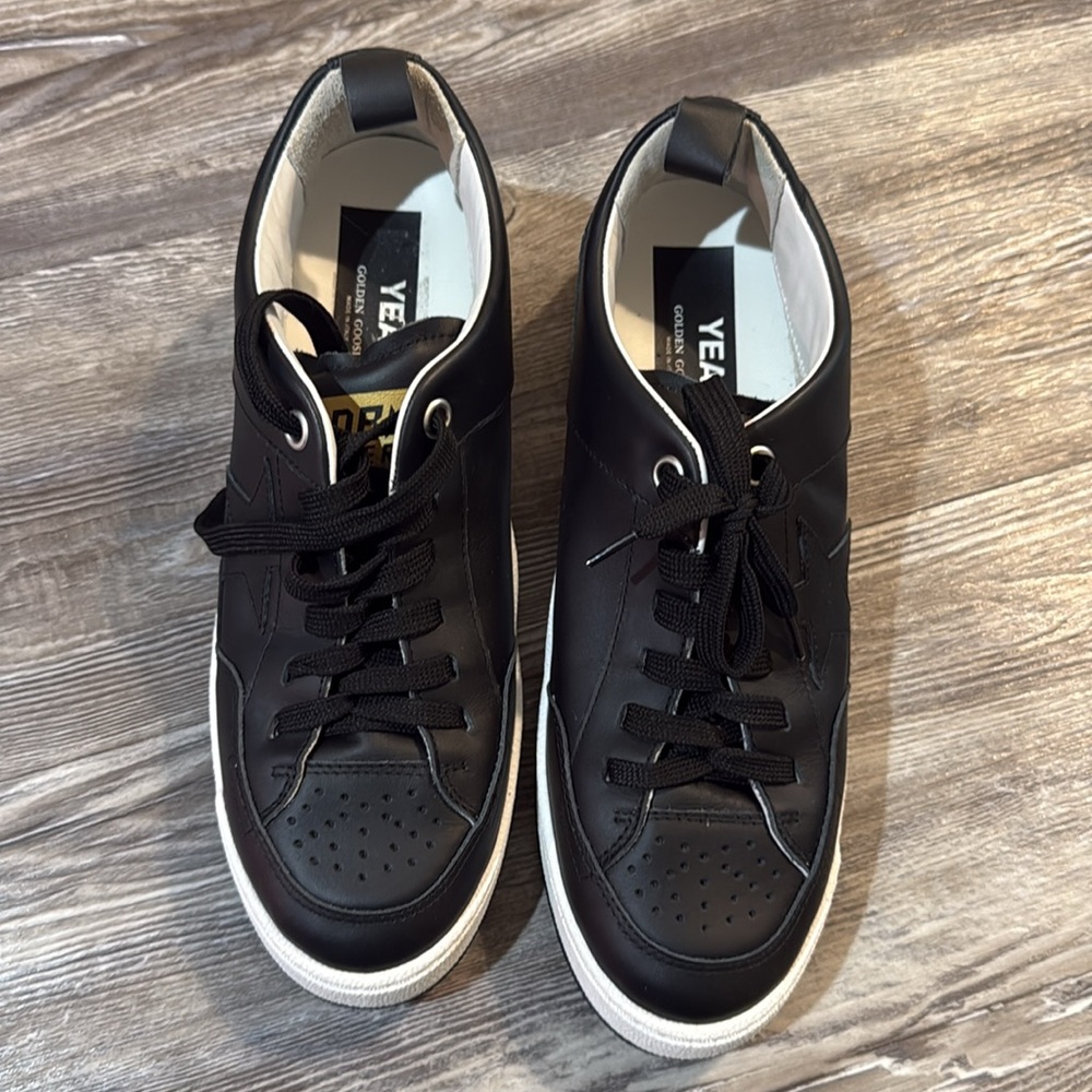 Golden Goose - Picture 2 of 8